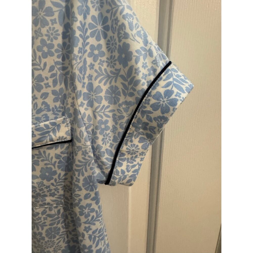 Kate Spade New York 2 pc Short Sleeve Pajama Crop Set Blue Floral Piping Size L - Picture 5 of 10